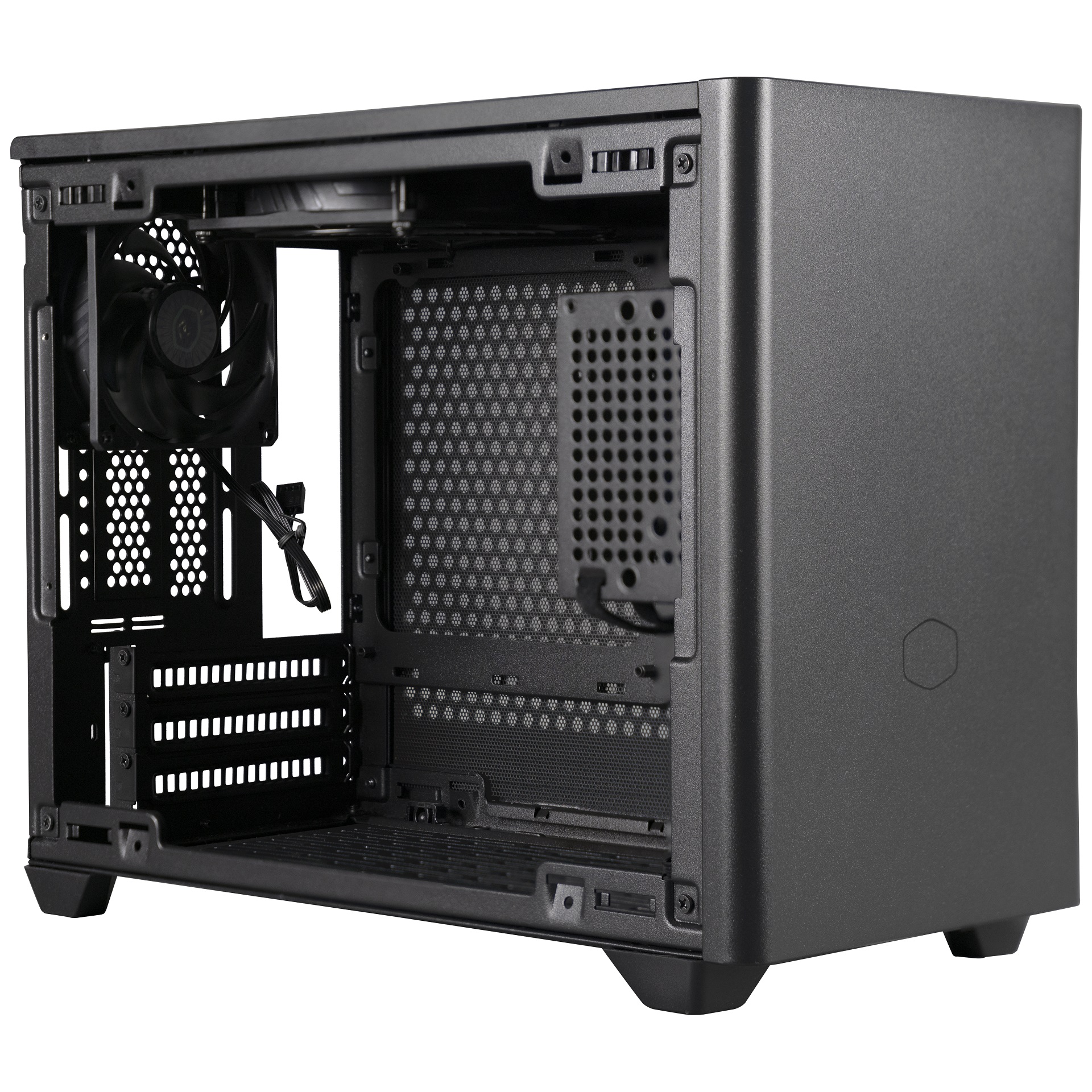 Cooler Master NR200 1 cc022